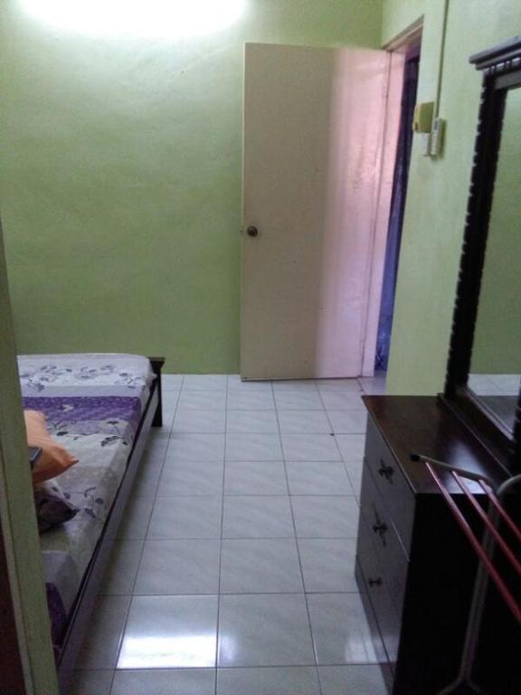 Deenaz Utara Homestay アロースター エクステリア 写真