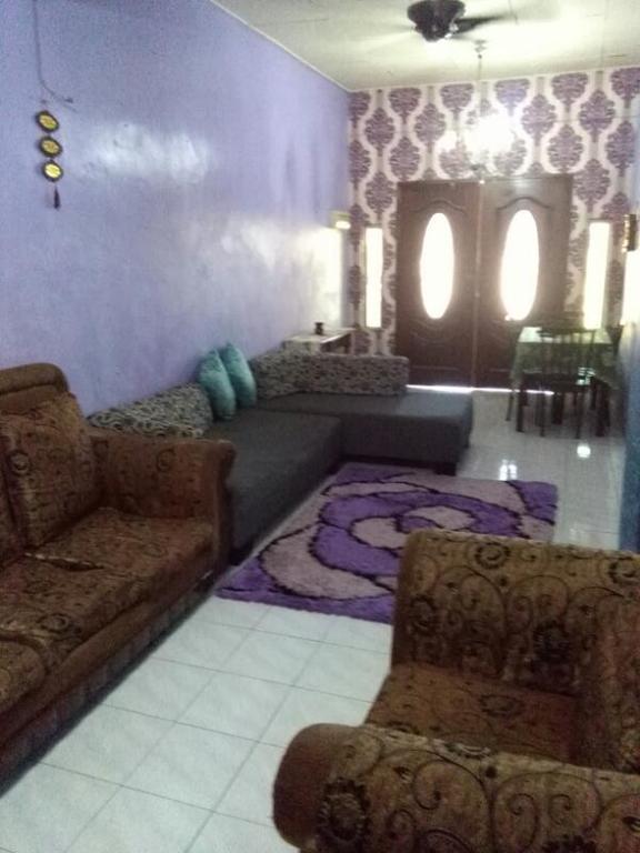 Deenaz Utara Homestay アロースター エクステリア 写真