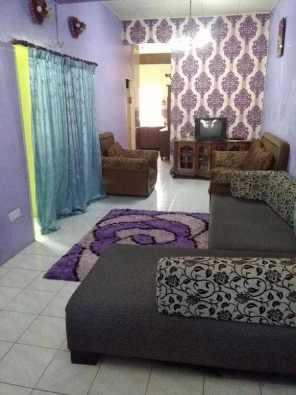 Deenaz Utara Homestay アロースター エクステリア 写真